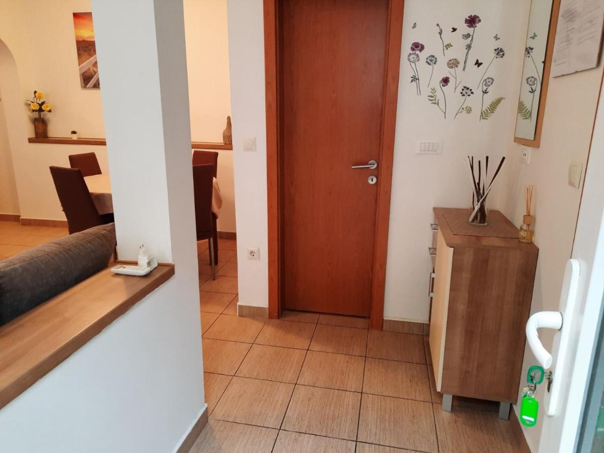 App Vito Apartment Selce Exterior photo