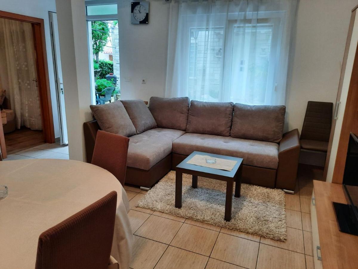 App Vito Apartment Selce Exterior photo